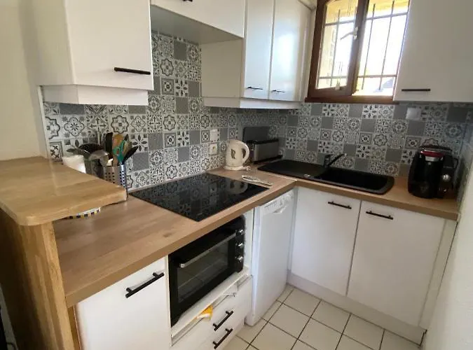 Hébergement de vacances Maison, 2 Chambres, 400m De La Plage. La Turballe