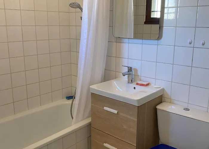 Maison, 2 Chambres, 400m De La Plage. Hébergement de vacances *